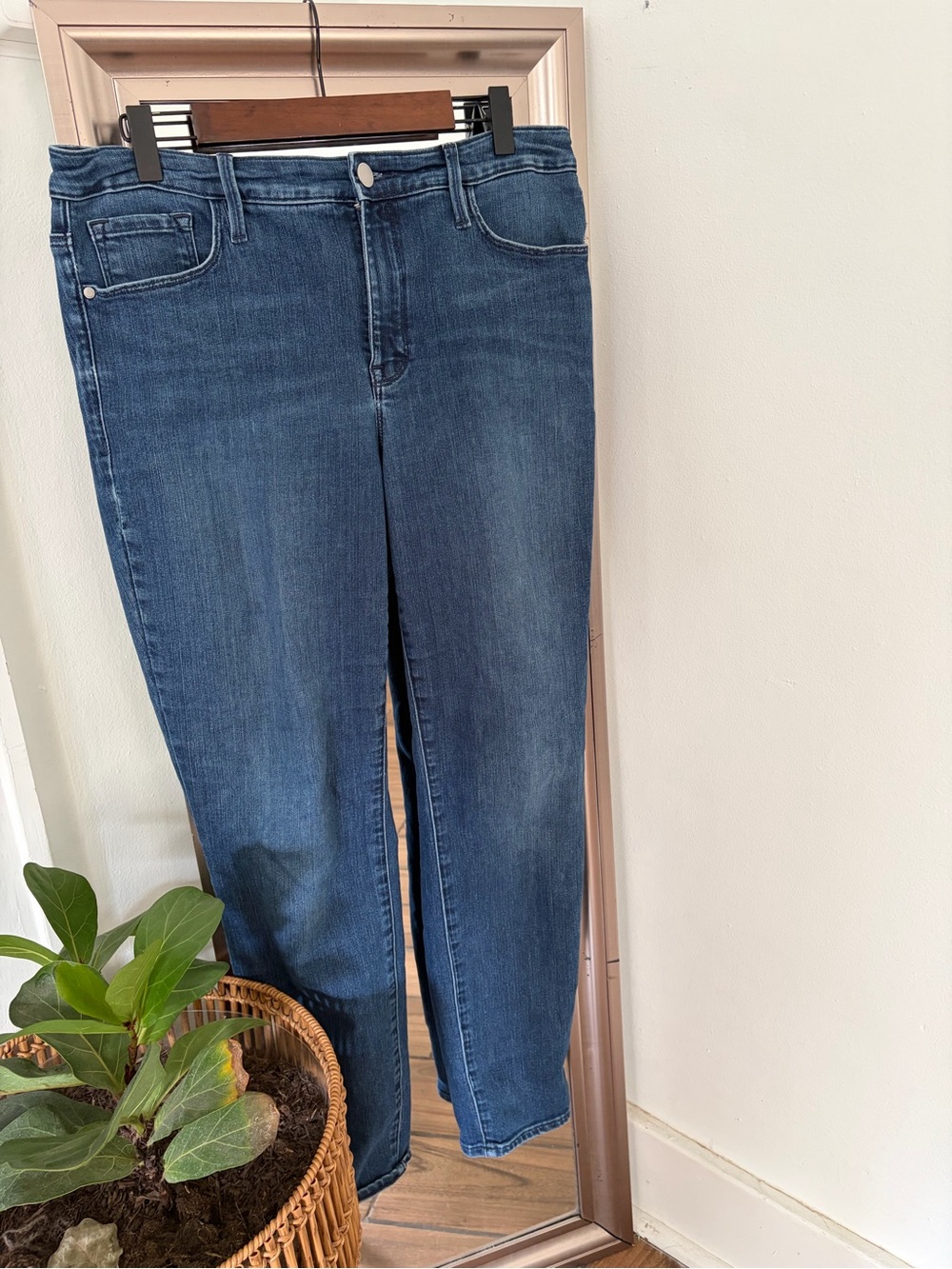 Athleta Size 12 Skinny Jeans Blue Stretch Denim 29” Inseam